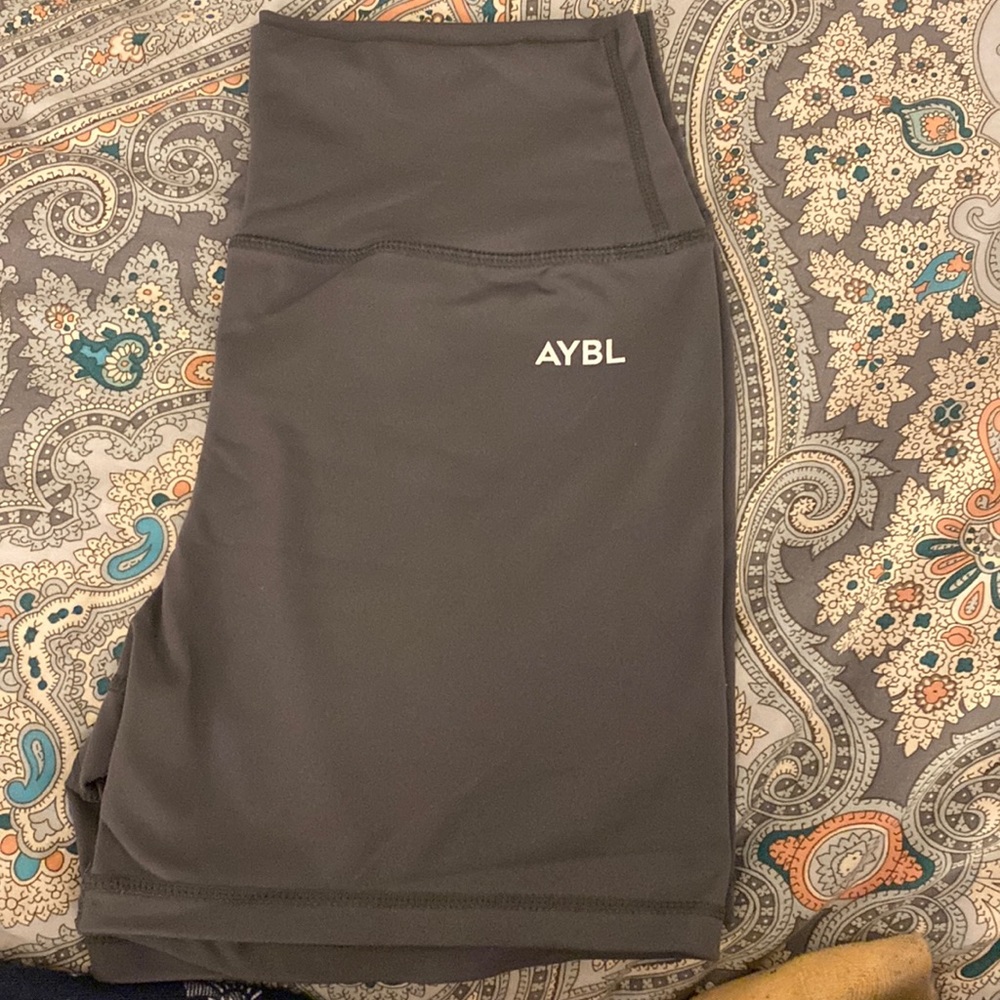AYBL Core Shorts Large